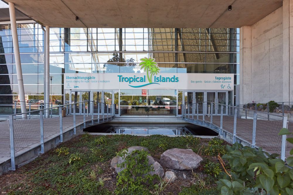 Tropical Islands Hotel Krausnick Exterior photo